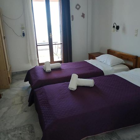 Παραθαλασσια Στουντιο Μιχαλιας Sea View Studio Michalias Agia Marina  المظهر الخارجي الصورة